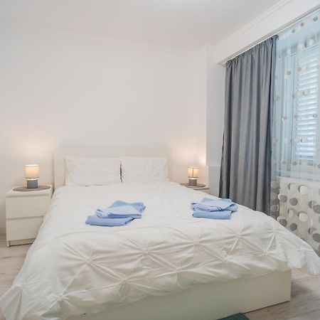 Luxury 2Br On Decebal Avenue Appartement Boekarest Buitenkant foto