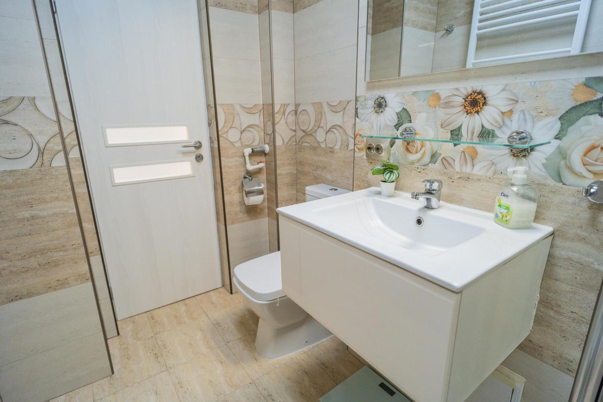 Luxury 2Br On Decebal Avenue Appartement Boekarest Buitenkant foto