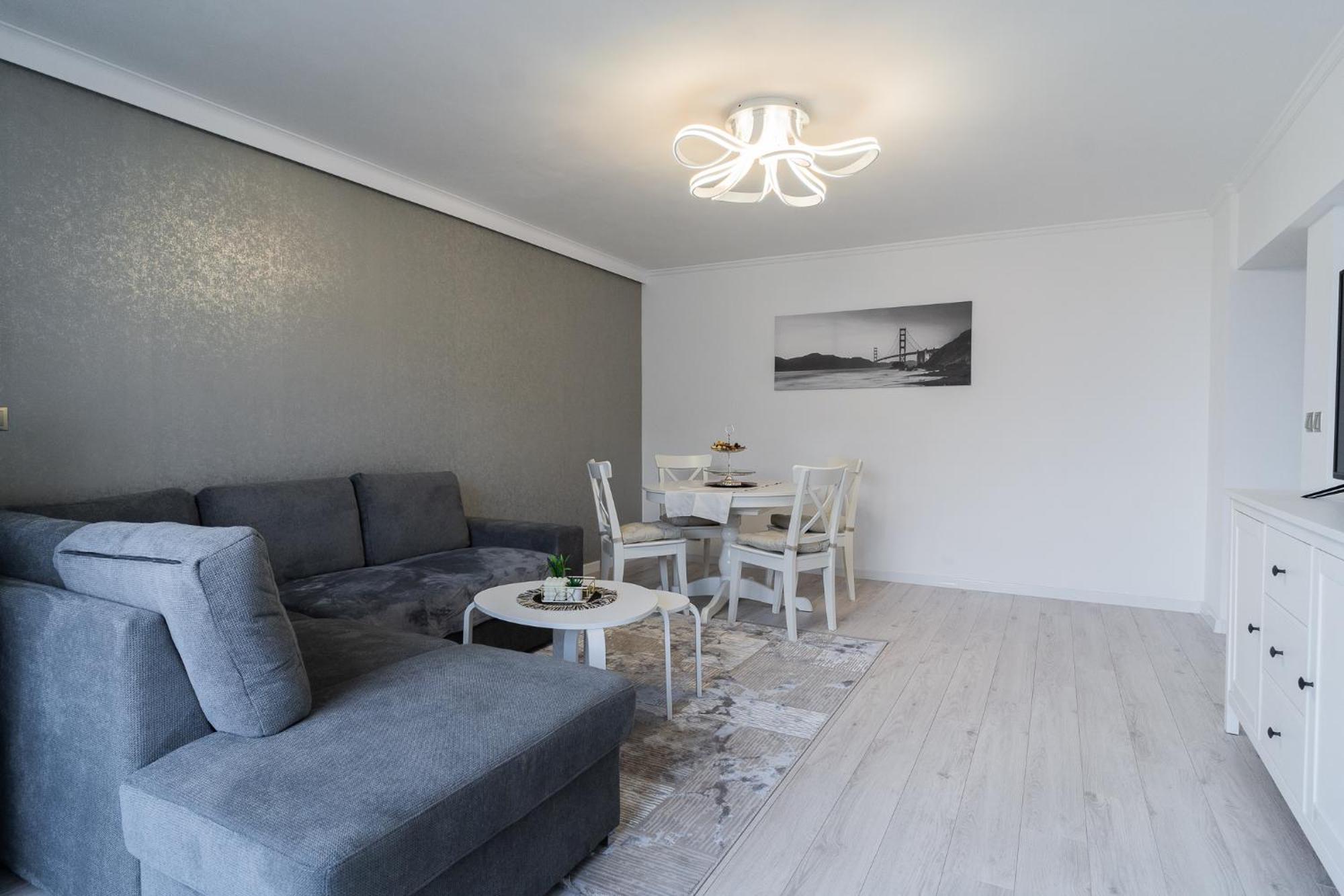 Luxury 2Br On Decebal Avenue Appartement Boekarest Buitenkant foto