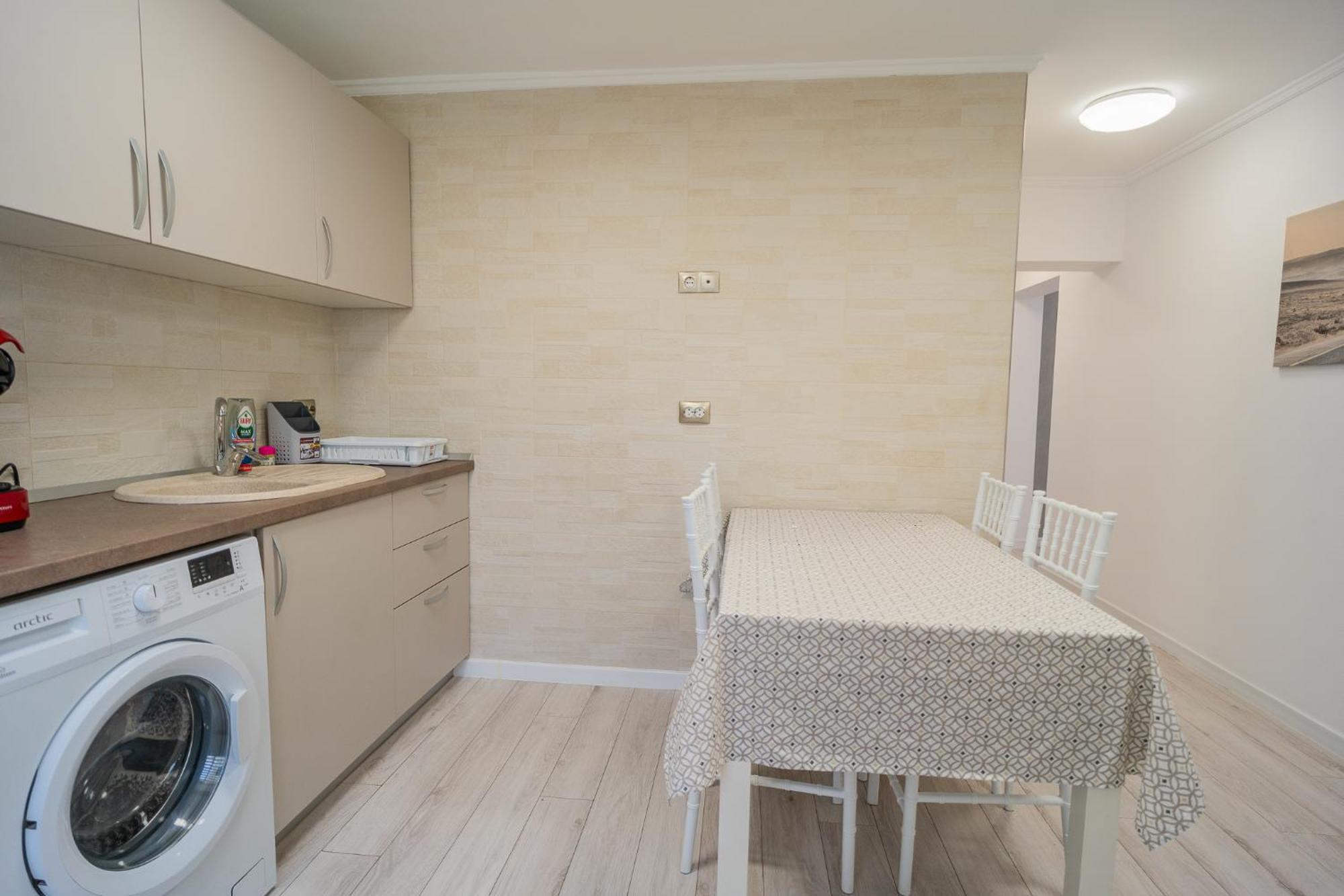 Luxury 2Br On Decebal Avenue Appartement Boekarest Buitenkant foto