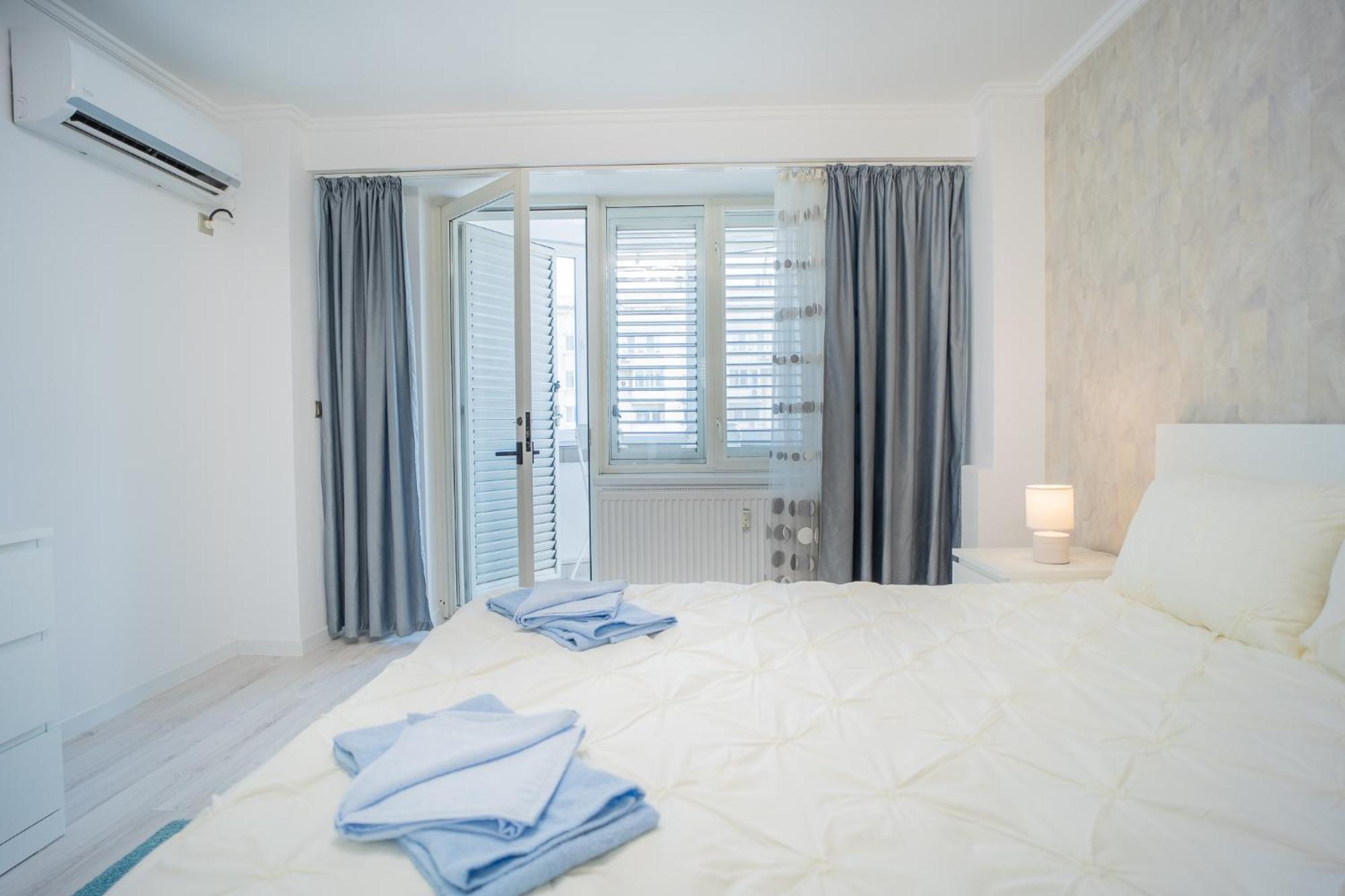 Luxury 2Br On Decebal Avenue Appartement Boekarest Buitenkant foto